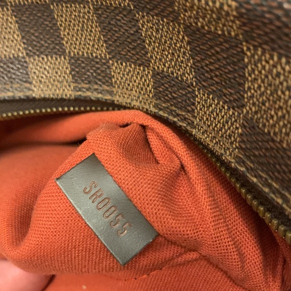 LV Crossbody - Picture 12 of 16
